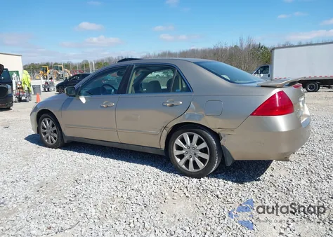 2006 Honda Accord 3.0 Lx z USA, uszkodzony, nr VIN 1HGCM663X6A049314